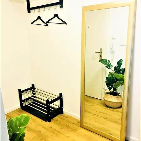 Central-modern, The Sunshine Near Mtu By Lakescape Fewos 아파트 프리드리히스하펜