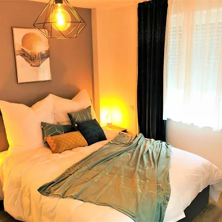 Central-modern, The Sunshine Near Mtu By Lakescape Fewos 프리드리히스하펜